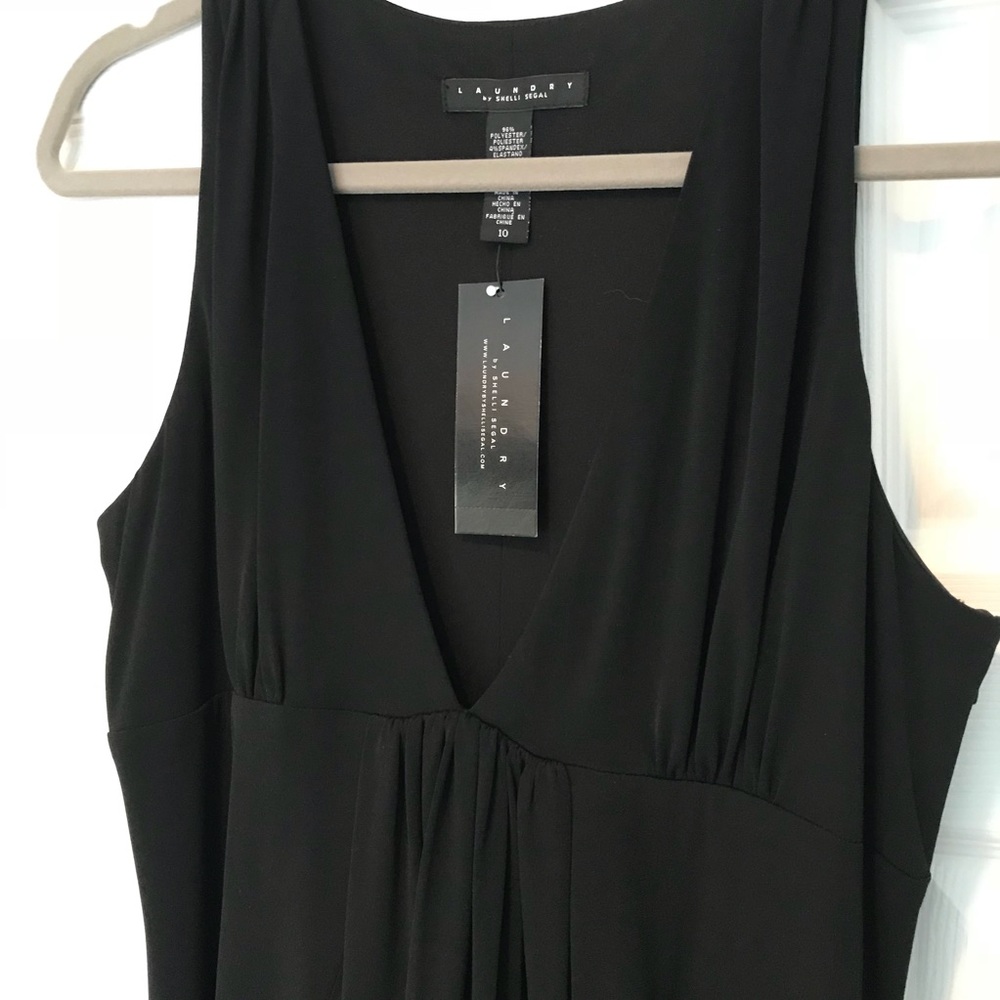 LAUNDRY - black dress with POCKETS!